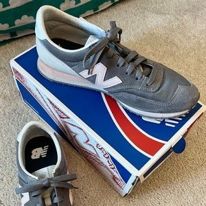 New Balance Women’s 620 Shoes size 9